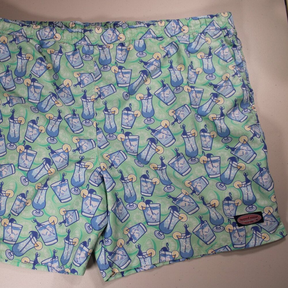 Vineyard Vines Blue Cocktail Pattern Lined Swim Trunks Mens Size 2XL